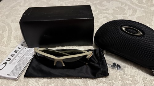 Nib oakley oo9188 j259 - nib, flak